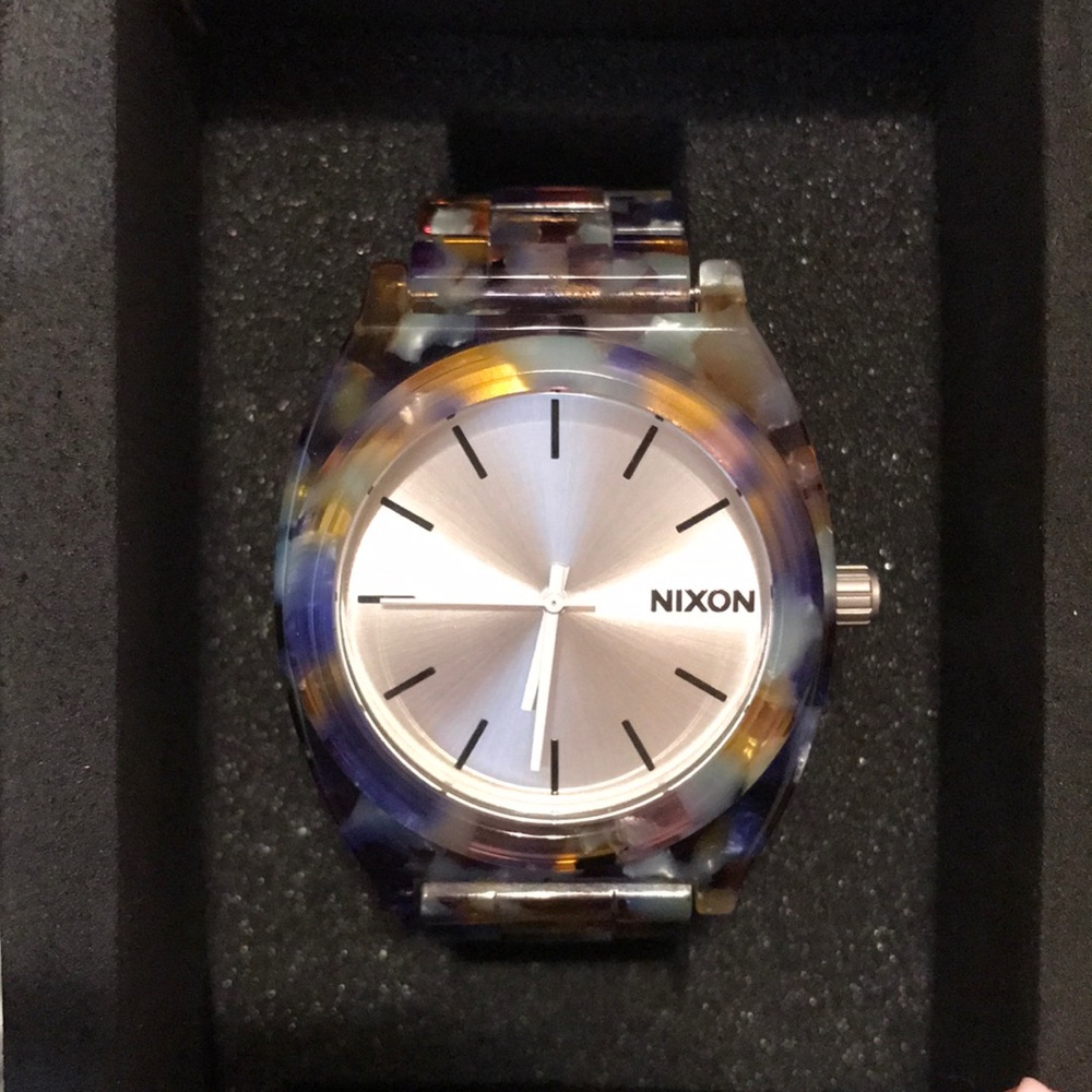 Nixon Time Teller